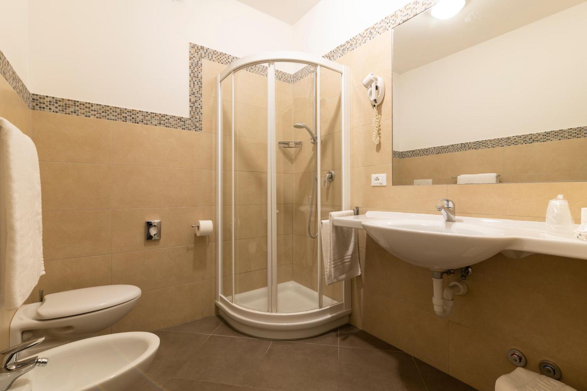 לידו די ג'סולו Hotel Miami חדר תמונה