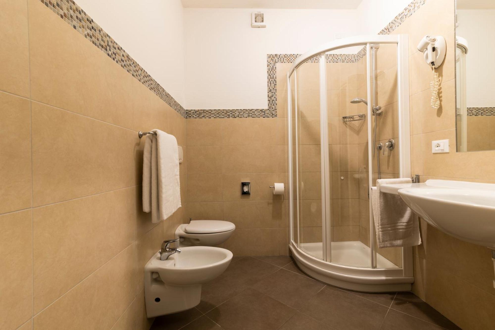 לידו די ג'סולו Hotel Miami חדר תמונה