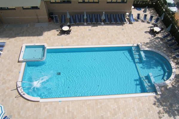 לידו די ג'סולו Hotel Miami מראה חיצוני תמונה